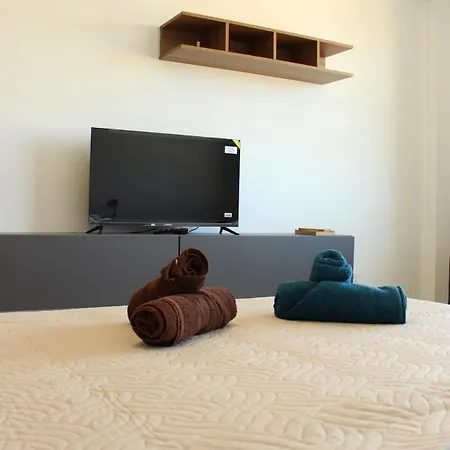 Apartment Seafront Escape Paceville Nearby 3